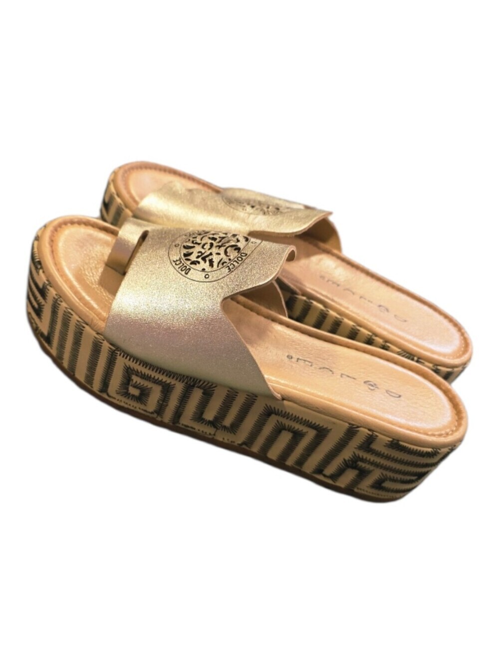 Dolce Mojo Moxy Gold Metallic Toe Loop Platform Sandals Embroidered Wedge 10